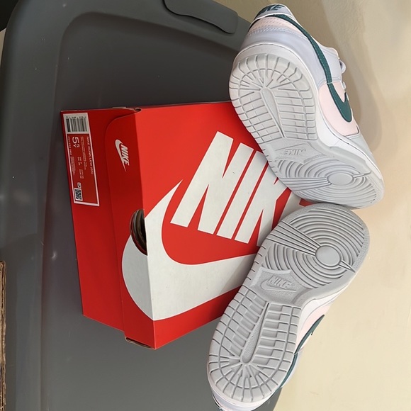 Nike Dunk Low Mineral Teal - Picture 5 of 6